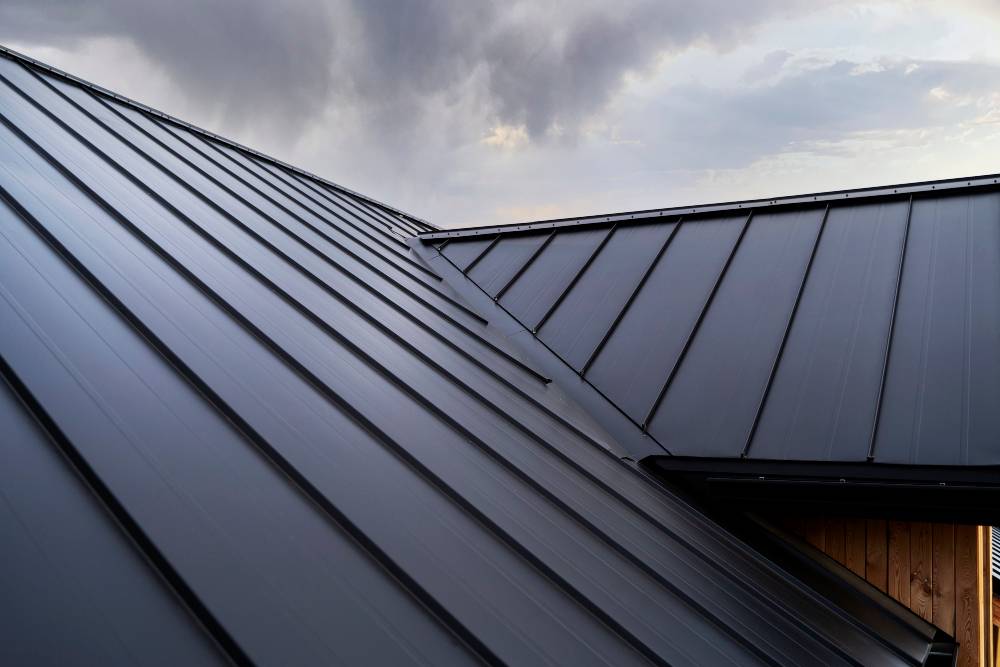 10 Best Metal Roof Coating Options For Your Property 