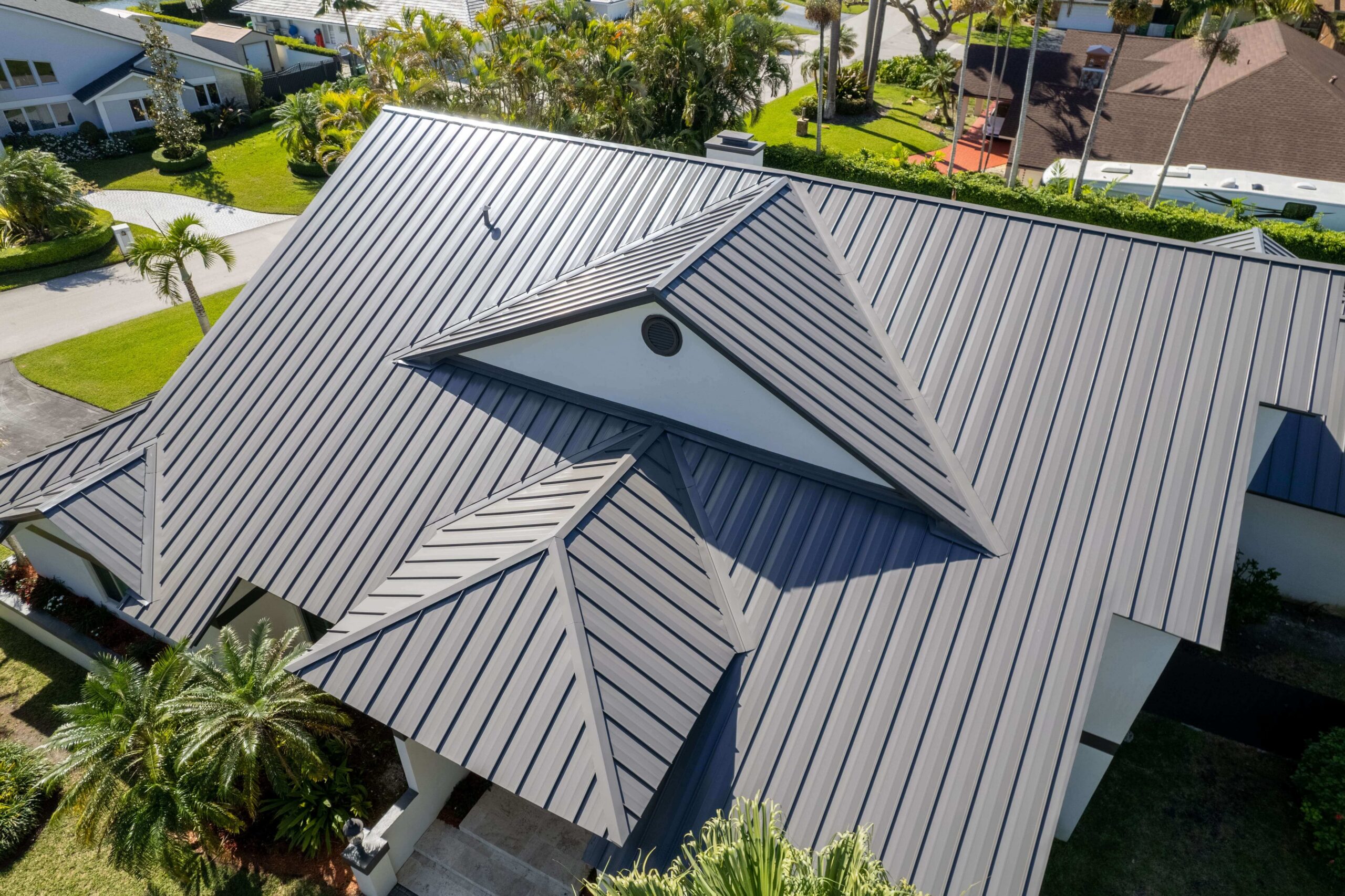 complete-metal-roofing-systems-img