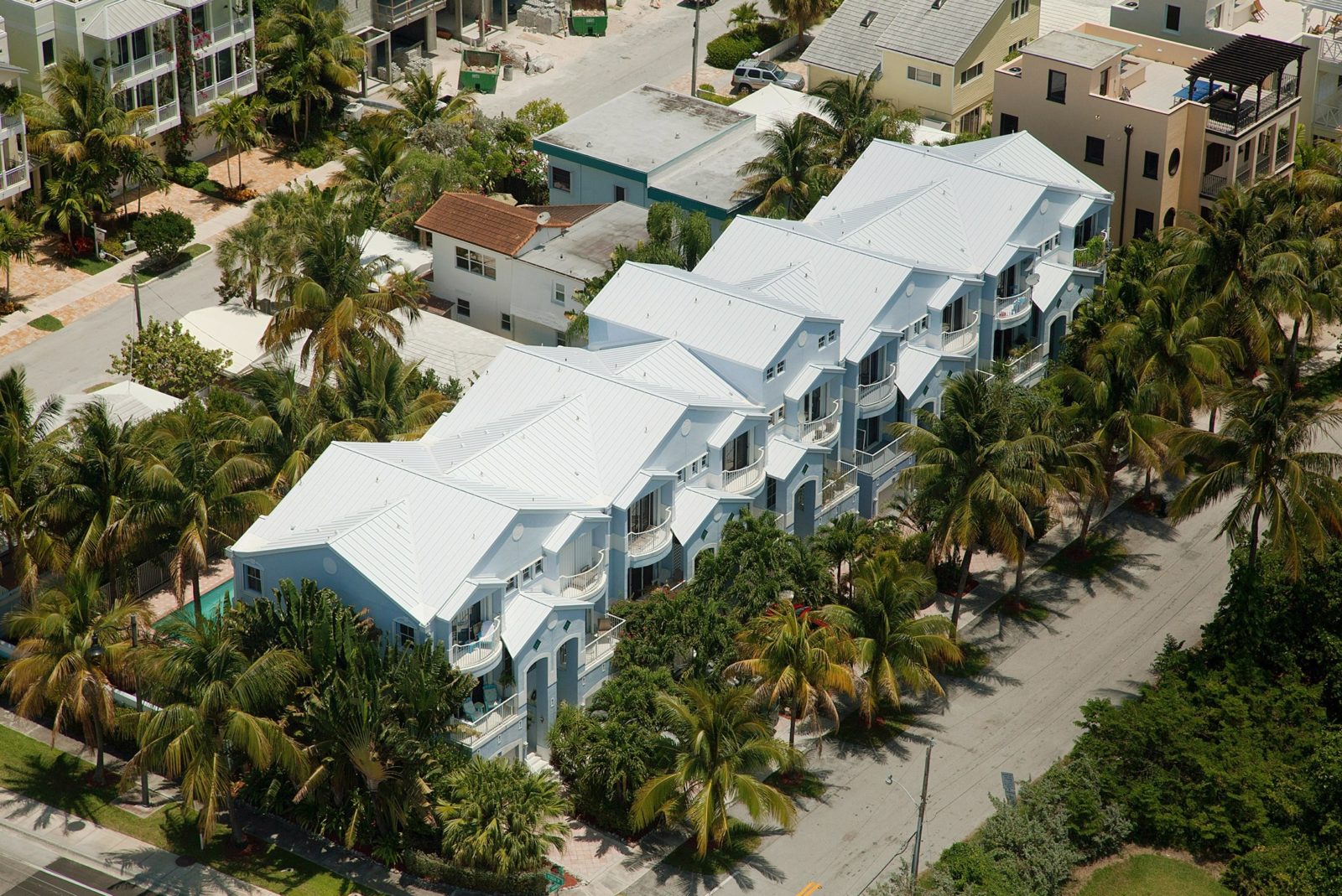 Miami White Roofed homes